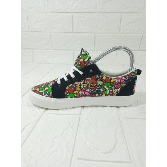 Official Nintendo Ground Up Super Mario Brothers Shoes Kids Multicolor Size 4 - Picture 4 of 9